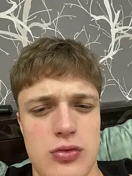 Snapshot of robertkingsize chatting on 14, 12, 2025 robertkingsize online show from 14, 12, 2025