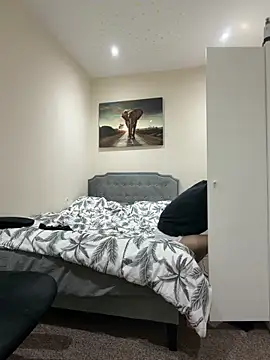 Juliann69Ramiro online show from 28, 2, 2026