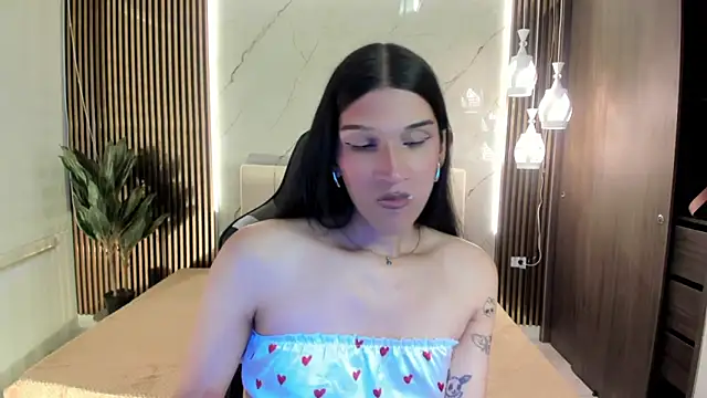 Bianca baldwin  online show from 13, 12, 2025