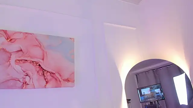 Amelia Saenz  online show from 28, 5, 2026