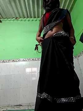 STICKY GIRL online show from 1, 2, 2026