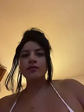 Snapshot of Lena-Williamss chatting on 9, 7, 2026 Lena-Williamss online show from 9, 7, 2026