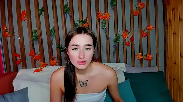 Snapshot of Evis_Dailyy chatting on 17, 12, 2025 Evis Dailyy online show from 17, 12, 2025