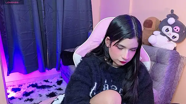 bonnieTaylor1 online show from 28, 6, 2026