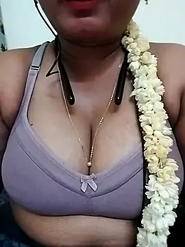 Snapshot of Palkova12 chatting on 4, 4, 2026 Palkova12 online show from 4, 4, 2026