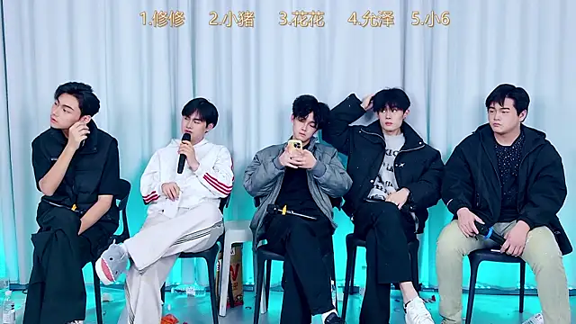 Snapshot of QYBOYS_010 chatting on 17, 12, 2025 QYBOYS 010 online show from 17, 12, 2025