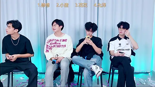 Snapshot of QYBOYS_010 chatting on 21, 12, 2025 QYBOYS 010 online show from 21, 12, 2025