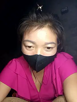 uyen syx online show from 7, 1, 2026