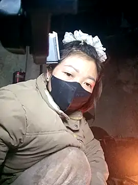 uyen syx online show from 7, 1, 2026