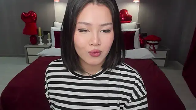 Snapshot of Brunette_Charm chatting on 25, 2, 2026 Brunette Charm online show from 25, 2, 2026