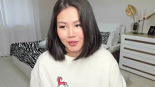 Snapshot of Brunette_Charm chatting on 7, 3, 2026 Brunette Charm online show from 7, 3, 2026