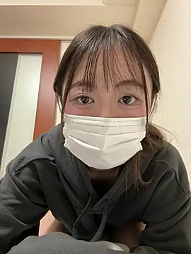 Snapshot of shuka-xoxo chatting on 2, 2, 2026 shuka-xoxo online show from 2, 2, 2026