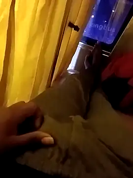 Snapshot of loki-king-143 chatting on 14, 2, 2026 loki-king-143 online show from 14, 2, 2026