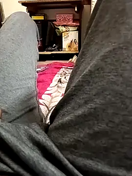 Snapshot of loki-king-143 chatting on 1, 4, 2026 loki-king-143 online show from 1, 4, 2026