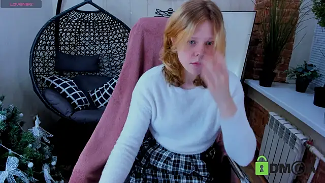 Snapshot of Soft_Flame chatting on 20, 12, 2025 Soft Flame online show from 20, 12, 2025