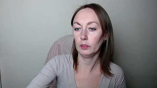 LiaSeass  online show from 12, 3, 2026