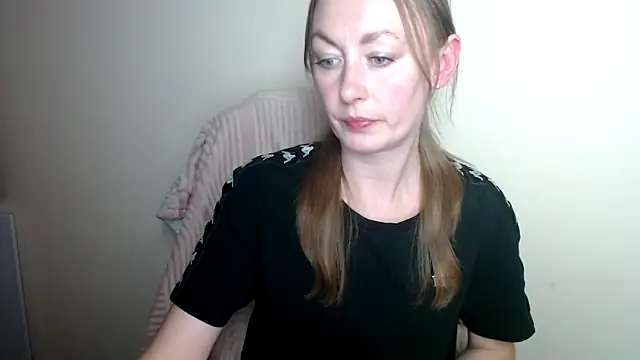 LiaSeass  online show from 5, 5, 2026