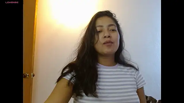 NovahPerotti online show from 29, 5, 2026