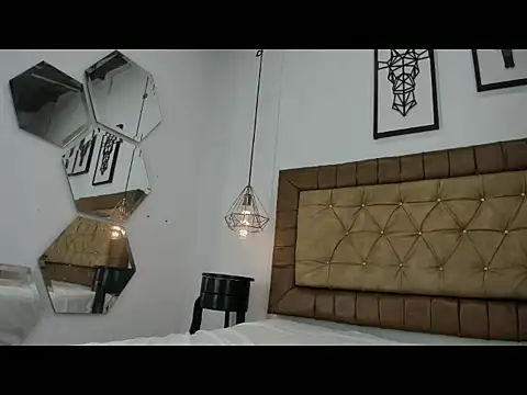 Scarlett 0594 online show from 19, 12, 2025