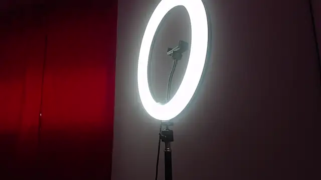 angeles cute 17 online show from 9, 2, 2026