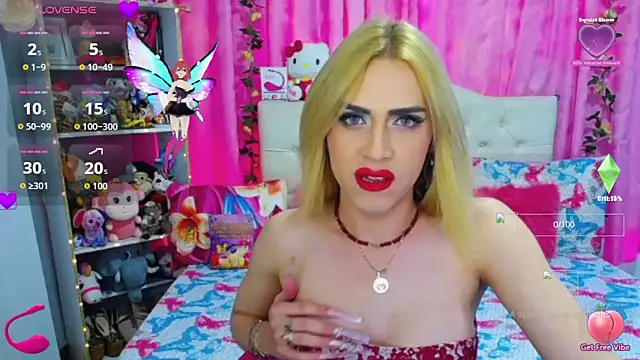 Snapshot of golden_girl01 chatting on 28, 9, 2025 golden girl01 online show from 28, 9, 2025