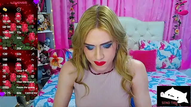 Snapshot of golden_girl01 chatting on 15, 10, 2025 golden girl01 online show from 15, 10, 2025