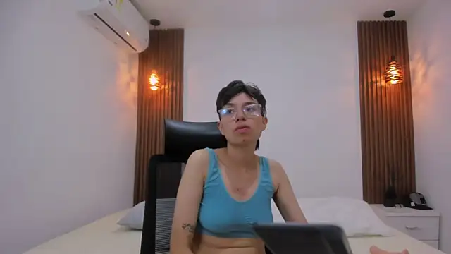 Maxx Blaze online show from 18, 12, 2025