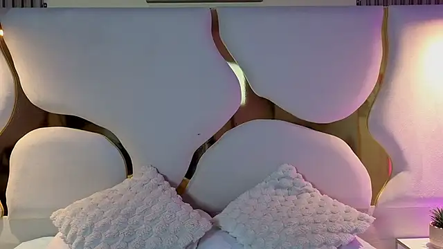 lunajones   online show from 15, 12, 2025