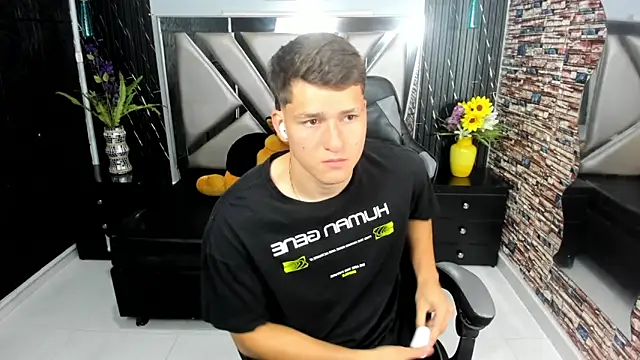 Marcus Fits online show from 20, 12, 2025