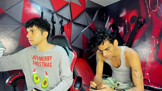 Hot Boys Without Limits online show from 8, 1, 2026