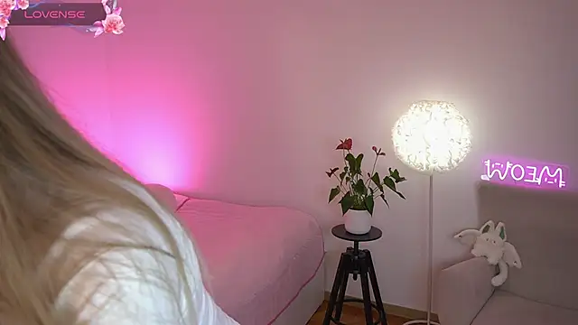 IsabellaBliss  online show from 22, 12, 2025