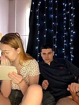 FoxyToxy online show from 19, 12, 2025