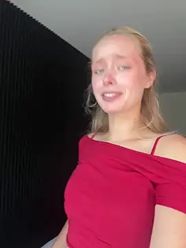 Snapshot of SunnyShiney chatting on 16, 3, 2026 SunnyShiney online show from 16, 3, 2026