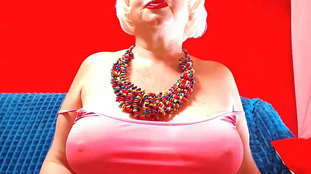 NaughtyMILF4UX online show from 5, 7, 2026