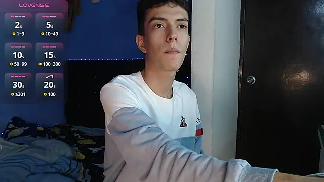 Juan Gomezz26 online show from 11, 5, 2026