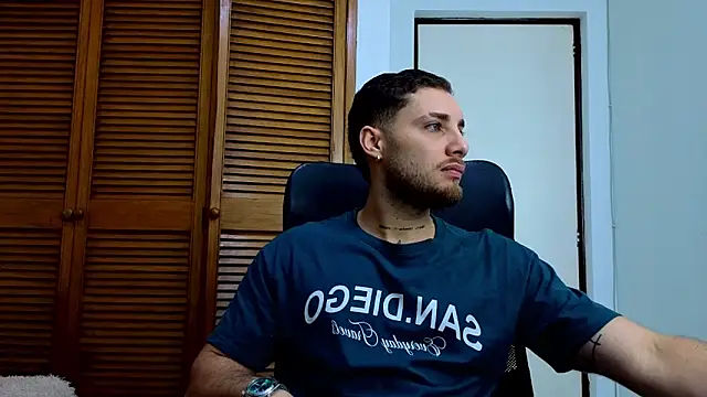 Snapshot of King_meruem chatting on 7, 2, 2026 King meruem online show from 7, 2, 2026