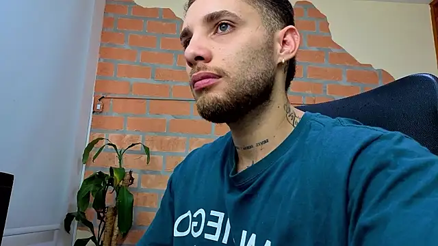 Snapshot of King_meruem chatting on 22, 2, 2026 King meruem online show from 22, 2, 2026