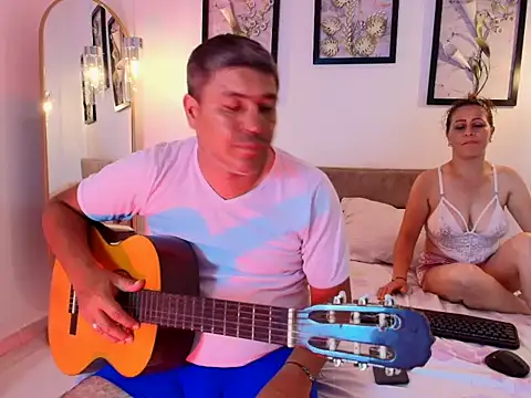 Snapshot of DanteYCeleste chatting on 16, 12, 2025 DanteYCeleste online show from 16, 12, 2025