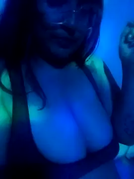 Tiana 27 online show from 8, 5, 2026