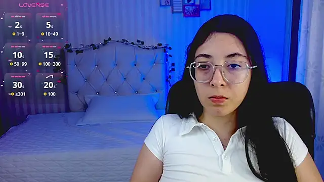 emmalove doll online show from 25, 2, 2026