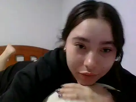 Anni 00001 online show from 21, 12, 2025