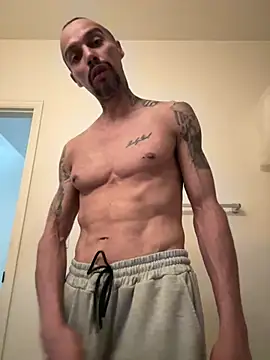 Snapshot of faces818 chatting on 24, 3, 2026 faces818 online show from 24, 3, 2026