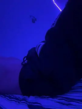 Snapshot of faces818 chatting on 14, 4, 2026 faces818 online show from 14, 4, 2026