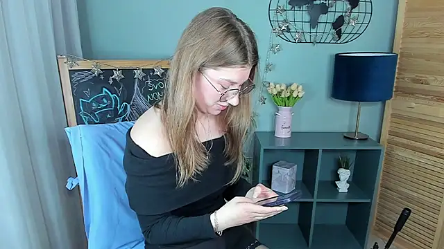 katymeaw online show from 20, 5, 2026