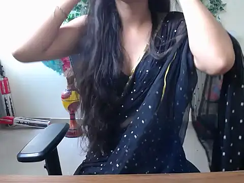 Shy nivi online show from 24, 6, 2026
