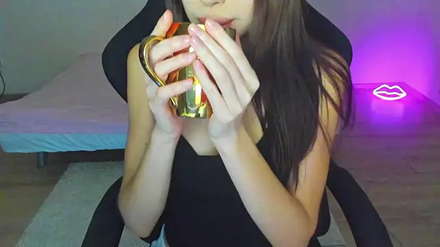 ufizuf online show from 15, 12, 2025