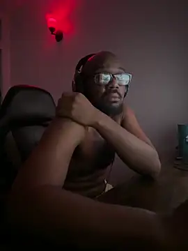 Snapshot of MrUnintentional chatting on 5, 3, 2026 MrUnintentional online show from 5, 3, 2026