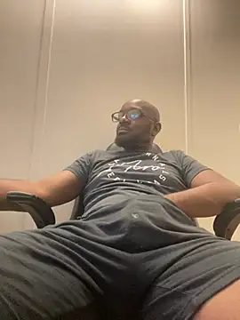 Snapshot of MrUnintentional chatting on 17, 7, 2026 MrUnintentional online show from 17, 7, 2026