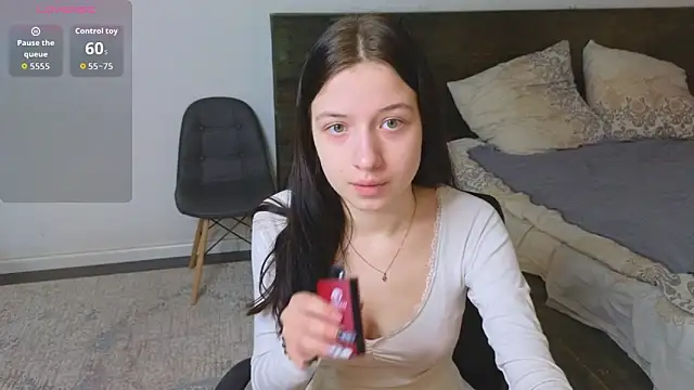 Snapshot of AlicePowells chatting on 13, 2, 2026 AlicePowells online show from 13, 2, 2026