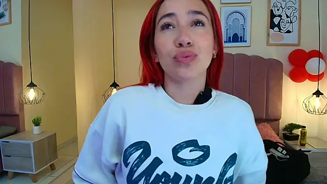 Celestee15  online show from 17, 3, 2026